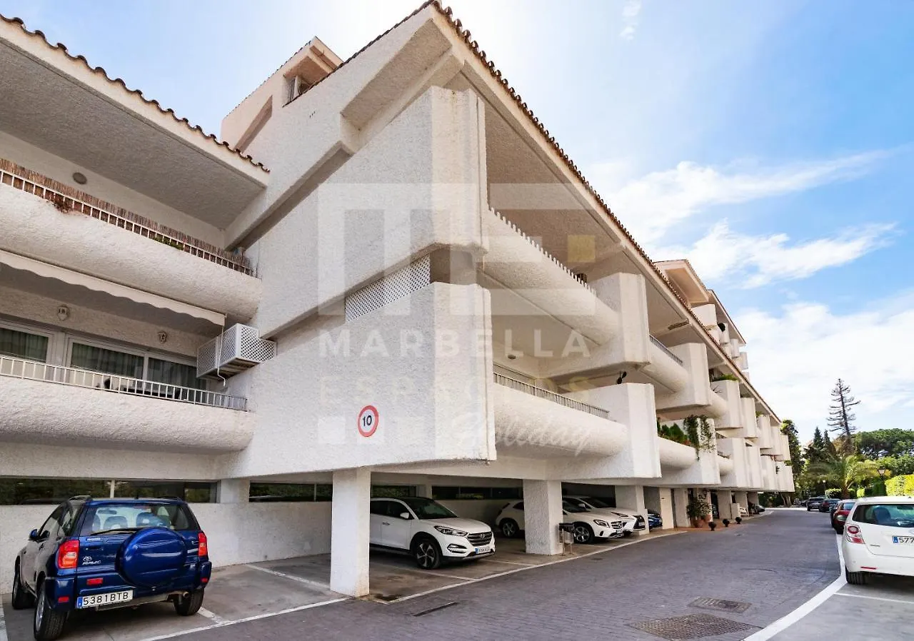732 Luminoso Estudio En Segunda Linea De Playa En Marbella 0*,  Španělsko